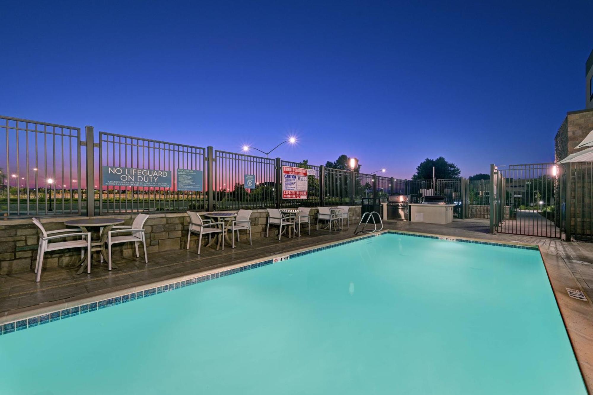 Towneplace Suites Sacramento Airport Natomas Bagian luar foto